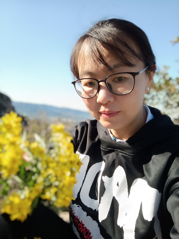 丽丽的第一张照片--驻马店相亲服务中心