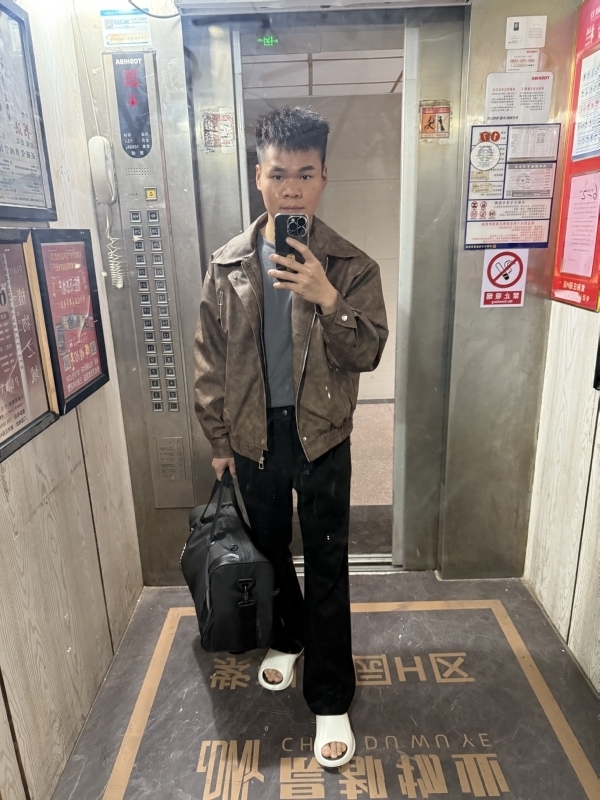 jin的第一张照片--驻马店相亲服务中心