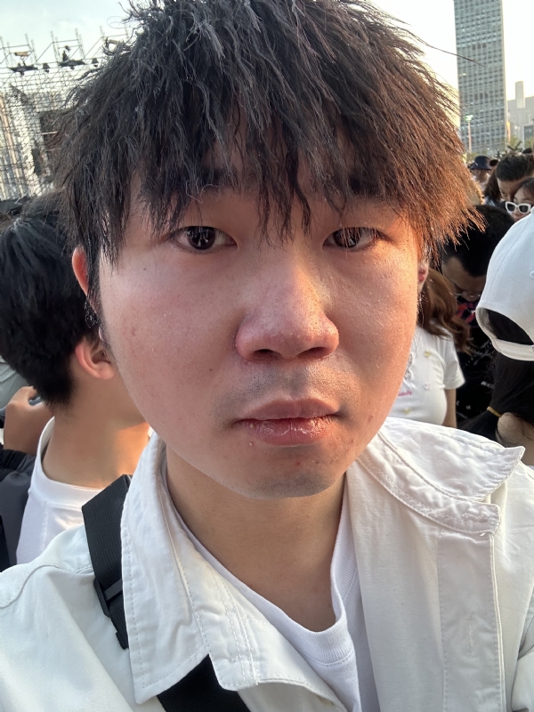 会修电脑的小杨的第一张照片--驻马店相亲服务中心