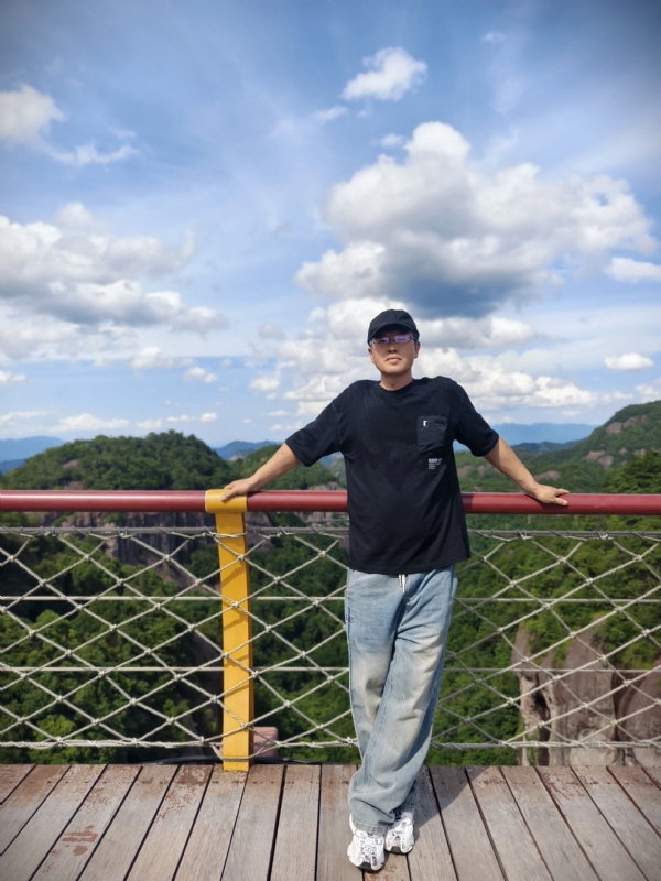 我心飞翔cjb的第一张照片--驻马店相亲服务中心