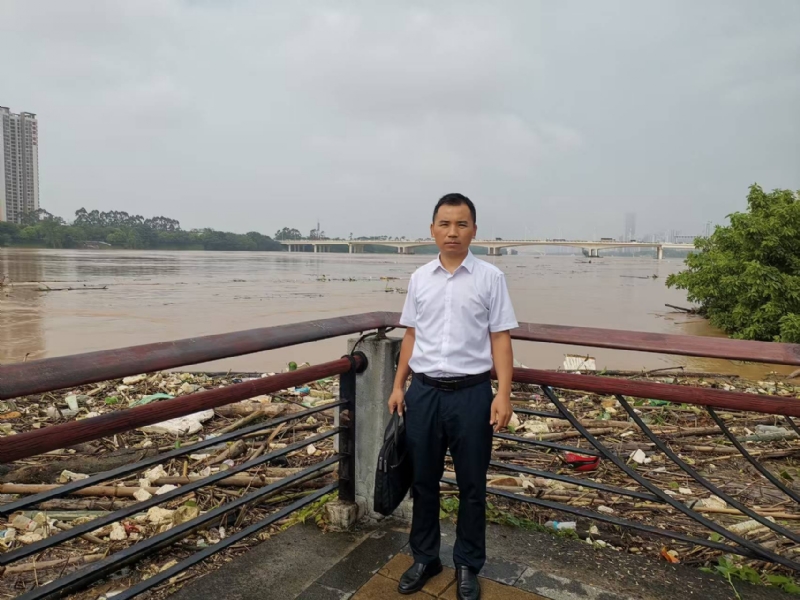 石泽根的第一张照片--驻马店相亲服务中心