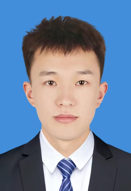 东子的第二张照片--驻马店相亲服务中心