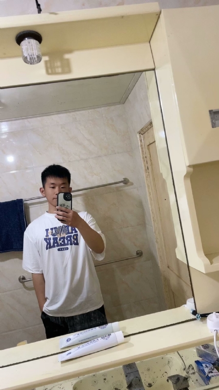 哈哈的第一张照片--驻马店相亲服务中心