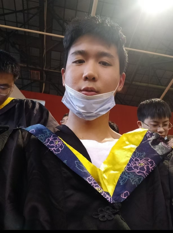 落落大方的第一张照片--驻马店相亲服务中心