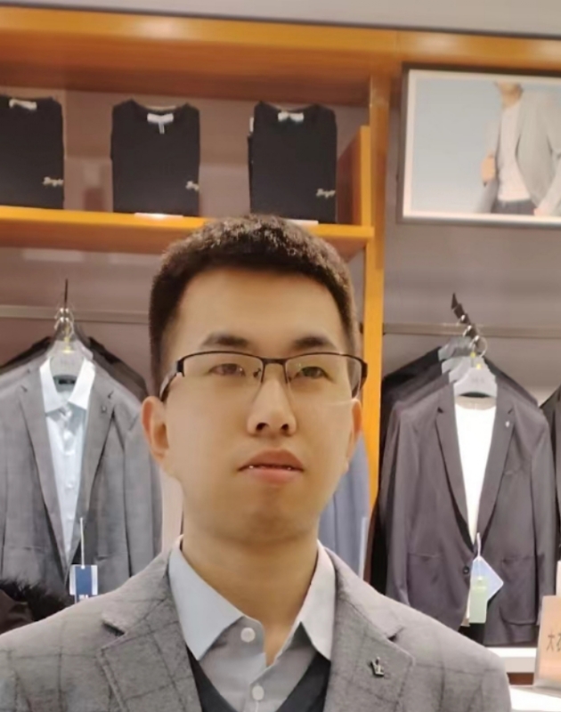 吴桐的第一张照片--驻马店相亲服务中心