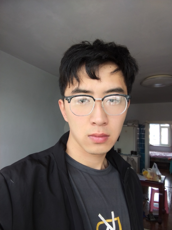 雷震雨的第一张照片--驻马店相亲服务中心