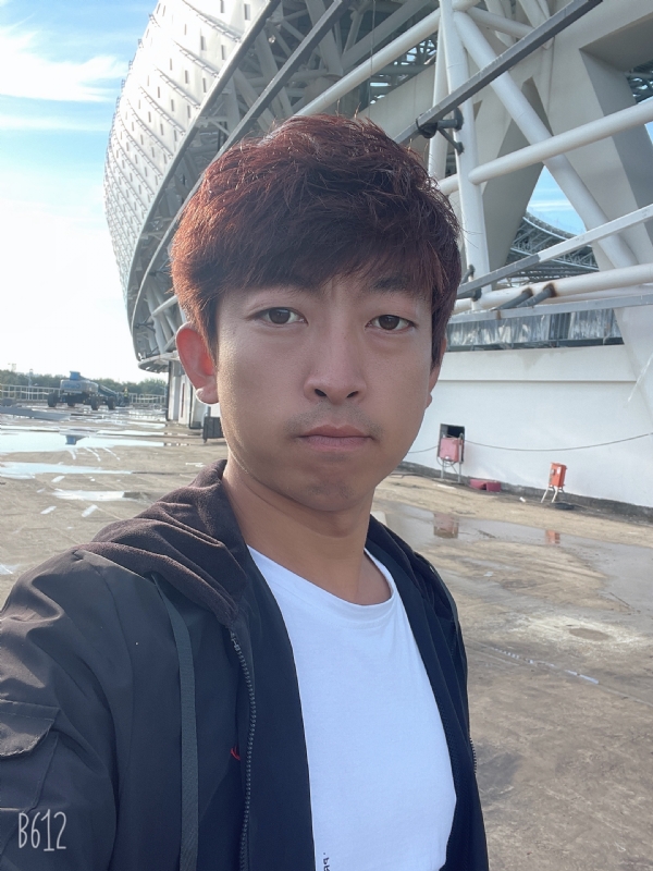 绅士大男孩的第一张照片--驻马店相亲服务中心