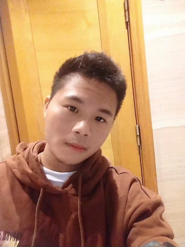 HYL1997的第一张照片--驻马店相亲服务中心