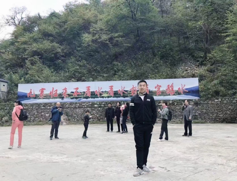 牵手的第一张照片--驻马店相亲服务中心