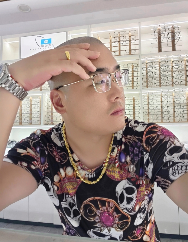 一生诺言的第一张照片--驻马店相亲服务中心