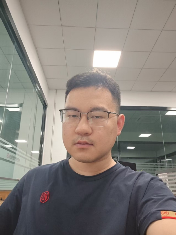 雨落浅响的第一张照片--驻马店相亲服务中心