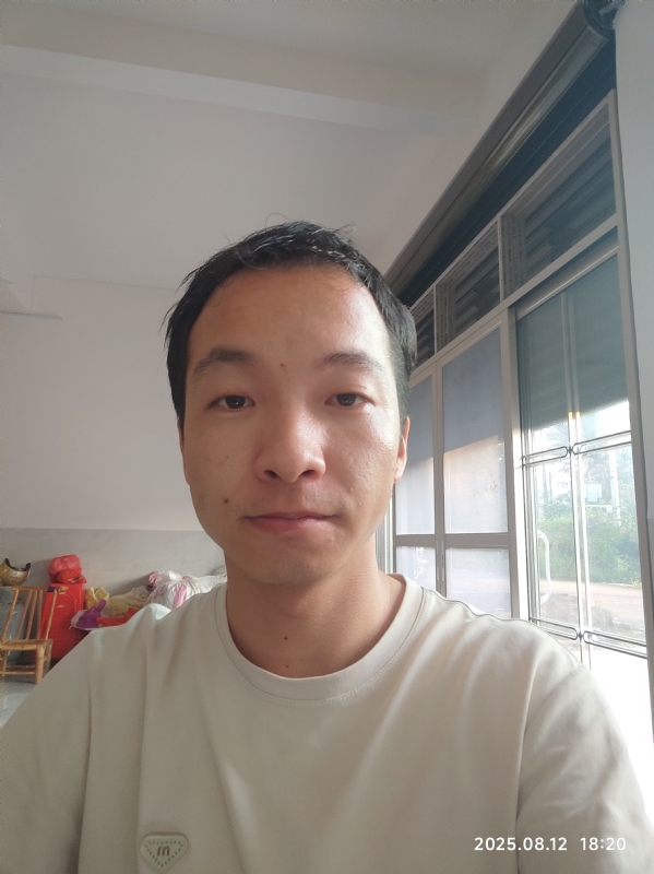 杨培鑫的第一张照片--驻马店相亲服务中心