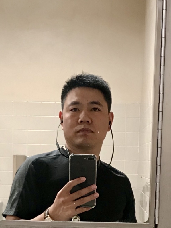 张智博的第一张照片--驻马店相亲服务中心