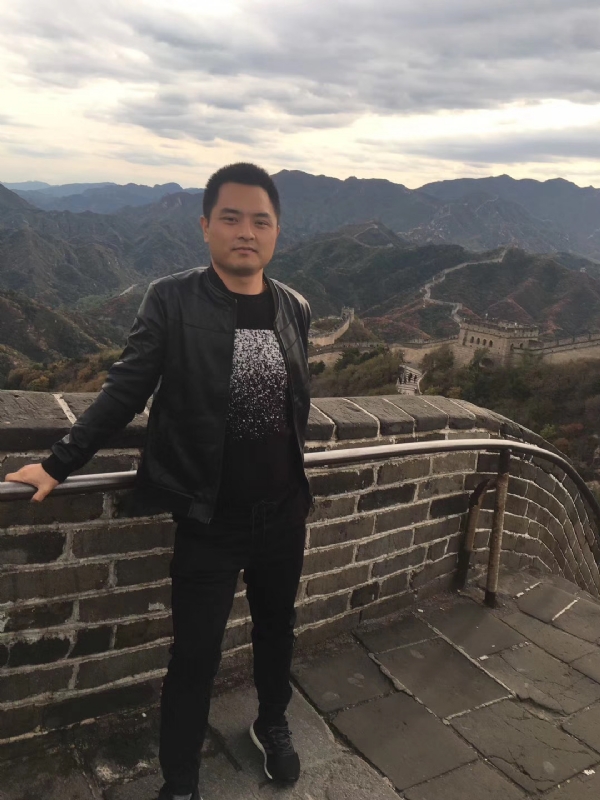 海阔天空的第一张照片--驻马店相亲服务中心