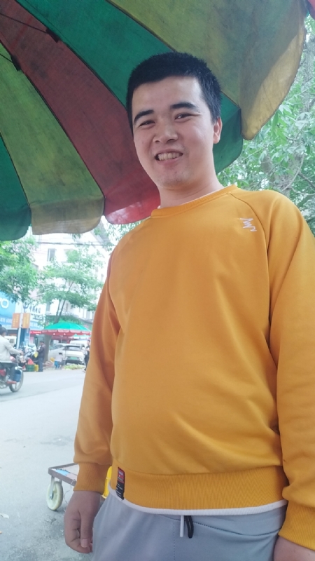 海中寻花柳的第一张照片--驻马店相亲服务中心