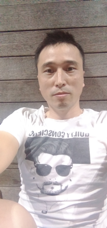 笑看一切的第一张照片--驻马店相亲服务中心