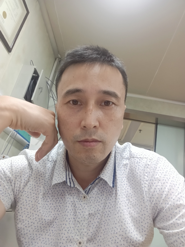 笑看一切的第三张照片--驻马店相亲服务中心