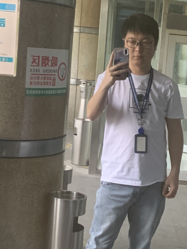 潜伏的第一张照片--驻马店相亲服务中心