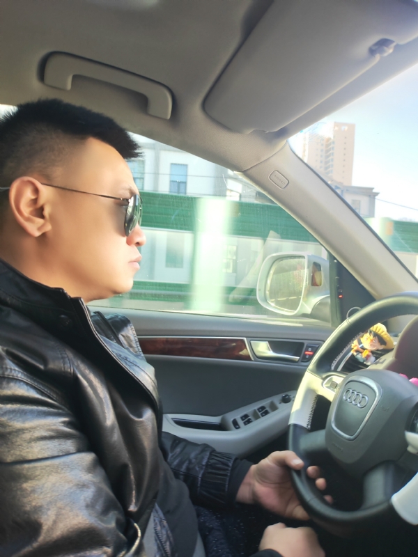 Mr陈的第一张照片--驻马店相亲服务中心