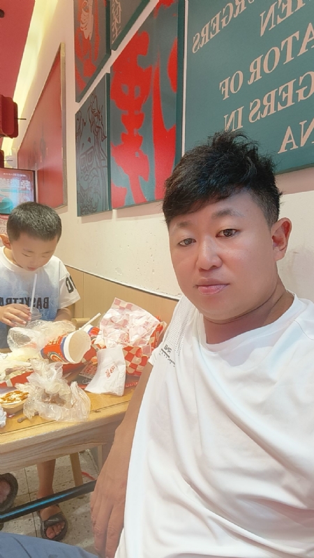 景色宏图的第二张照片--驻马店相亲服务中心