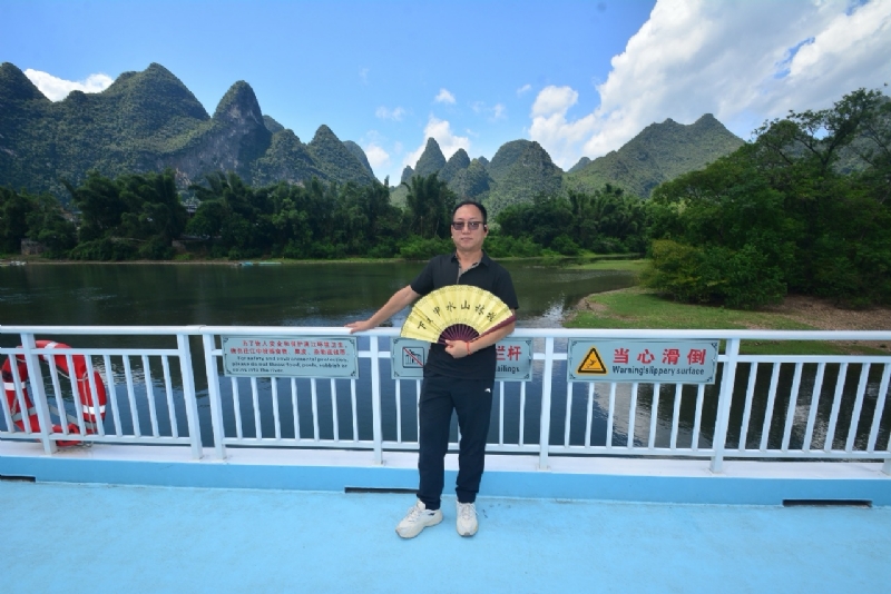 沙漠海的第四张照片--驻马店相亲服务中心