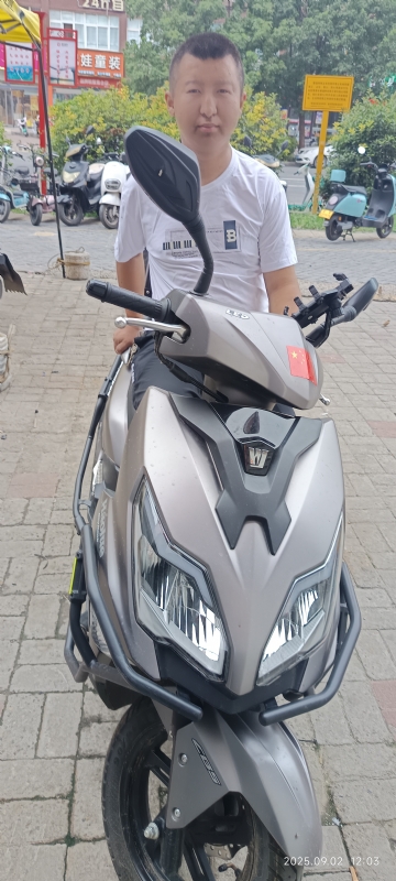 平淡的第二张照片--驻马店相亲服务中心