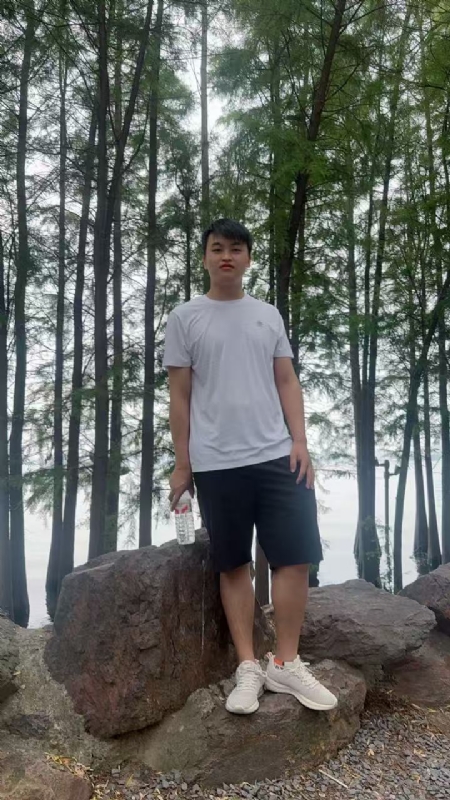 嗯嗯的第一张照片--驻马店相亲服务中心