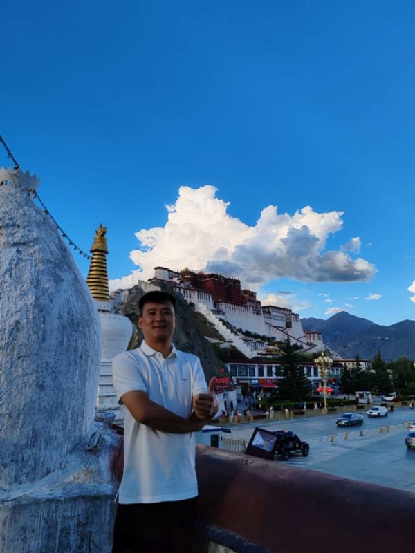 清风的第四张照片--驻马店相亲服务中心