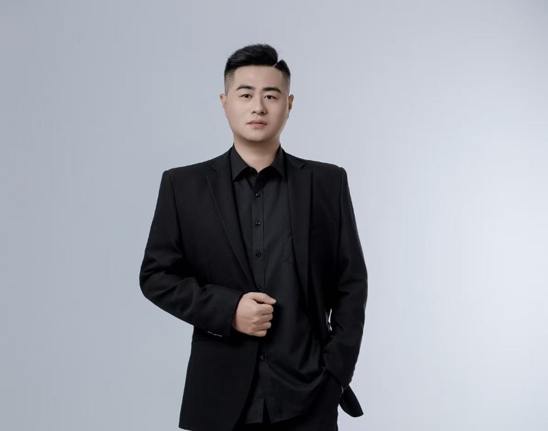 荣泽的第一张照片--驻马店相亲服务中心