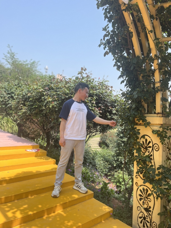 罗湘的第一张照片--驻马店相亲服务中心