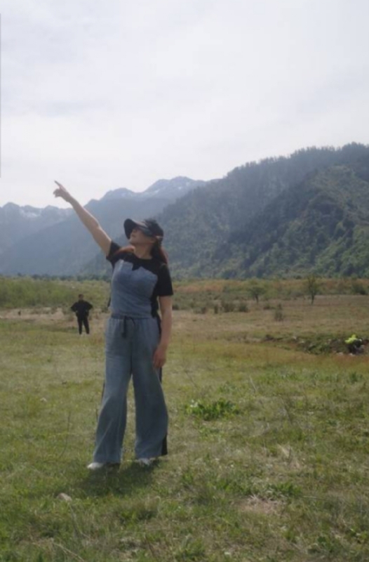 宛霞的第四张照片--驻马店相亲服务中心