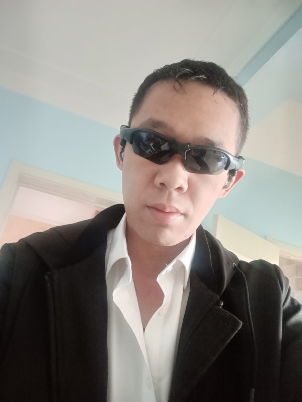 血公爵的第一张照片--驻马店相亲服务中心