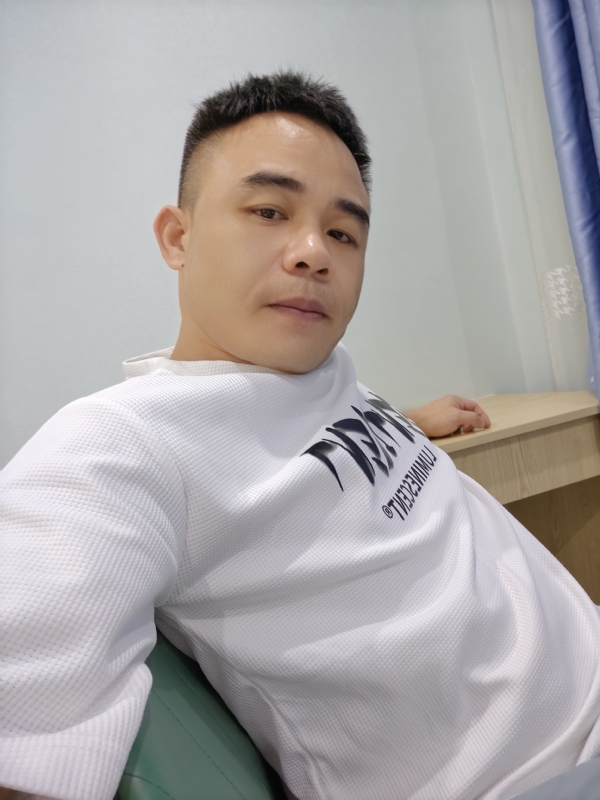 下一站的我的第二张照片--驻马店相亲服务中心