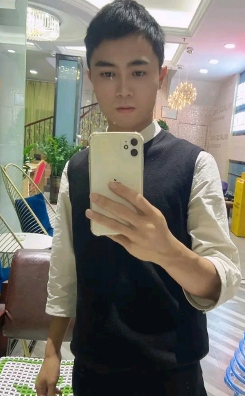 小叶的第一张照片--驻马店相亲服务中心