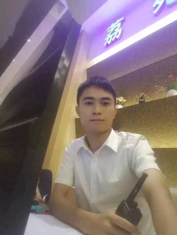 小叶的第二张照片--驻马店相亲服务中心