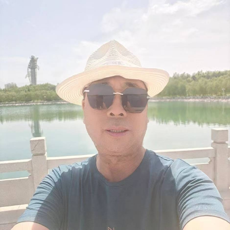 有钱人的第一张照片--驻马店相亲服务中心