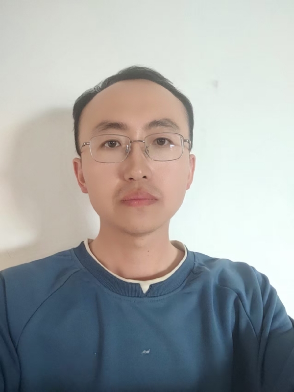 幕雨的第二张照片--驻马店相亲服务中心