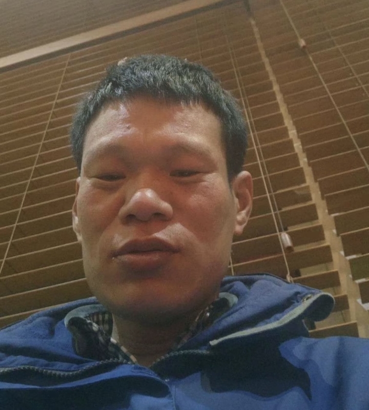 爱你在心口难开的第一张照片--驻马店相亲服务中心