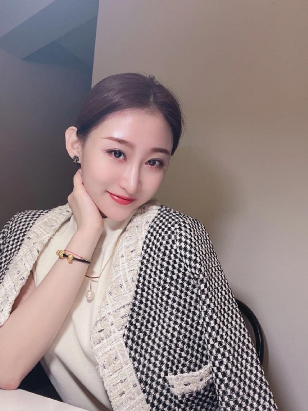 袁梓怡的第二张照片--驻马店相亲服务中心