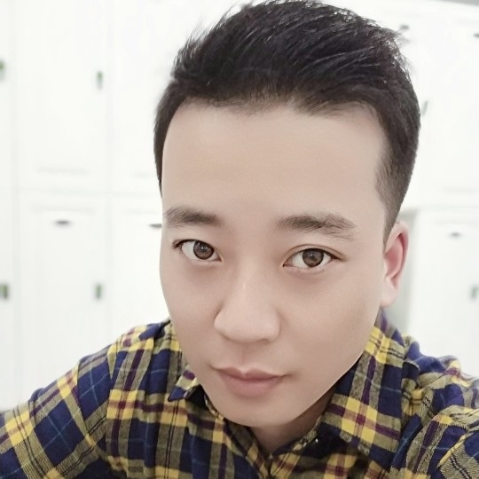 云淡风轻的第一张照片--驻马店相亲服务中心