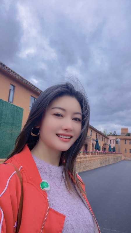 安妮的第一张照片--驻马店相亲服务中心