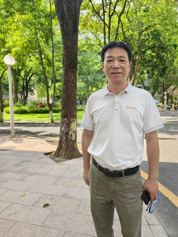 哈哥的第一张照片--驻马店相亲服务中心