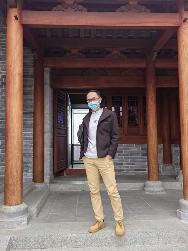 老蔡先生的第七张照片--驻马店相亲服务中心