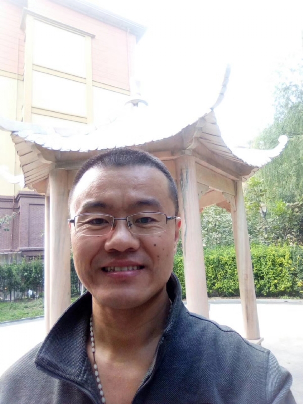 撸起袖子加油干的第一张照片--驻马店相亲服务中心