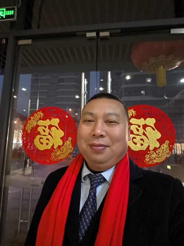 半百悟红尘的第一张照片--驻马店相亲服务中心