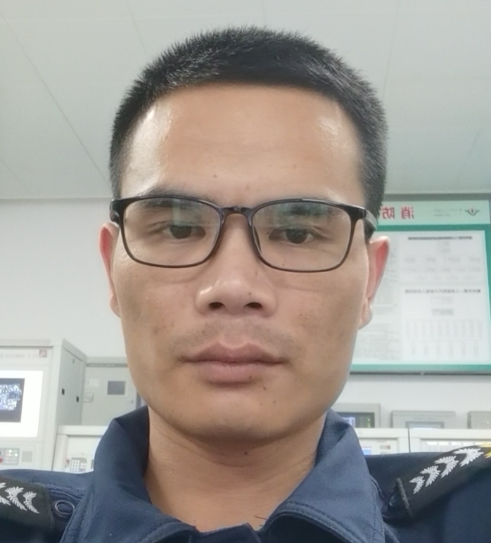 一直都在的第三张照片--驻马店相亲服务中心