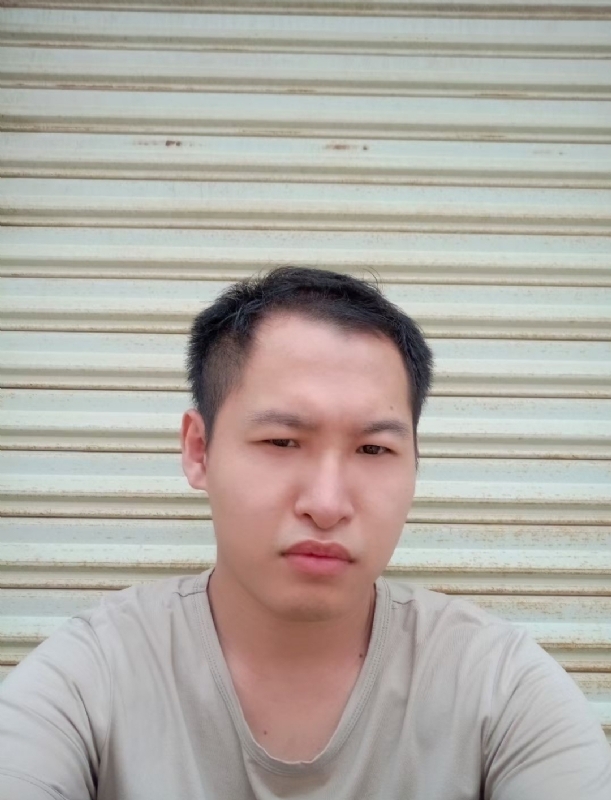 小立的第二张照片--驻马店相亲服务中心