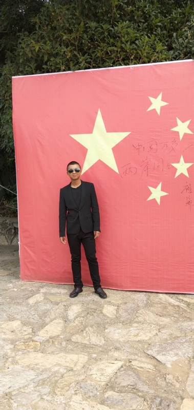 奔腾的小乌鸦的第一张照片--驻马店相亲服务中心