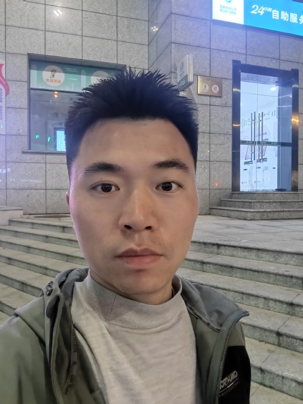 讲不出再见的第三张照片--驻马店相亲服务中心