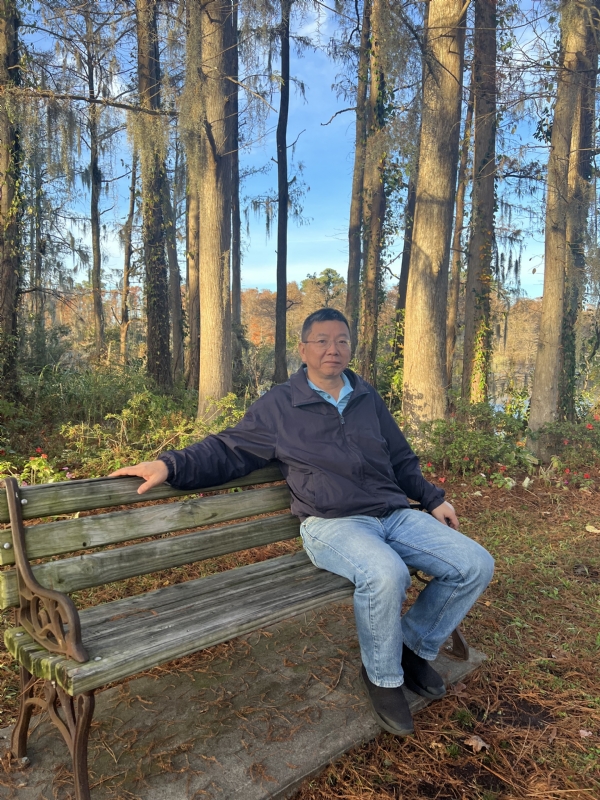 Lm的第一张照片--驻马店相亲服务中心